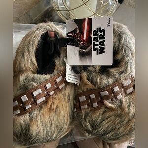 Chewbaca kids slippers L 9-10 NWT